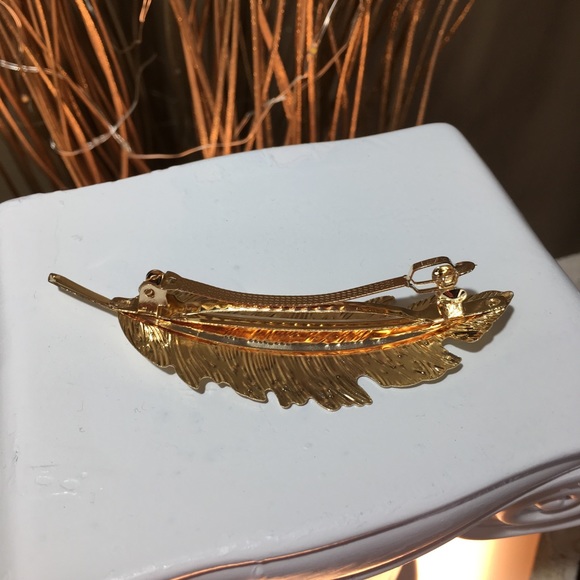 Jewelry - Picture 5 of 8